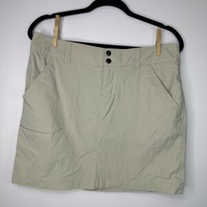 Columbia skort tan size 10